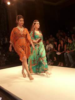 Mouni Roy walk the ramp for a Social Cause at 'Jewelsouk presents Gitanjali-Beti' in IIJW 2011