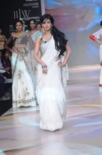 Models on the ramp for YS 18 collection at IIJW 2011 show day 3. .
