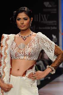 Models on the ramp for YS 18 collection at IIJW 2011 show day 3. .