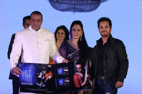 Sanjay Dutt, Bipasha Basu, Neha, Riya and Raima Sen grace the Gitanjali Bollywood Ticket nite at The Leela