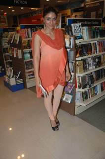 Zoa Morani at Payal Gidwani's XL to XS Marathi version launch, Reliance Time Out, Bandra. .