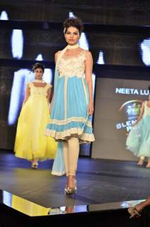 Model walks the ramp for designer Neeta Lulla at Blenders Pride Fashion Tour, Taj Land's End. .