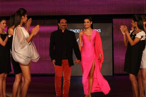 Wendell Rodricks show on Blenders Pride Fashion Tour