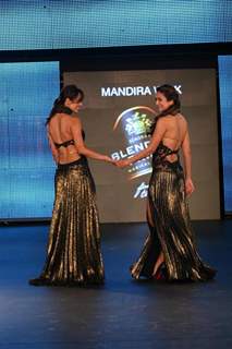 Malaika Arora Khan and Amrita Arora walk the ramp for Mandira Wirk at the Blenders Pride Fashion Tour 2011