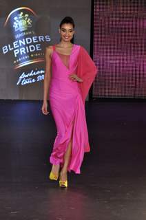 Guest at Blenders Fashion Tour 2011 Day 3. .