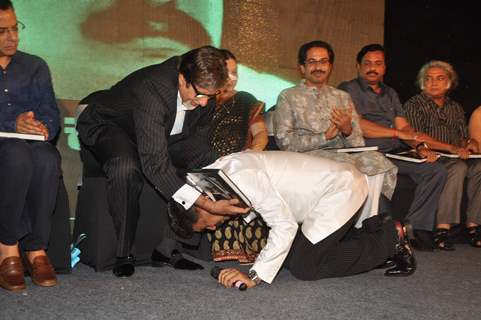 Megastar Amitabh Bachchan unveils Nitin Desai's book at his 25th year celebrations at JW Marriott in Mumbai.  .