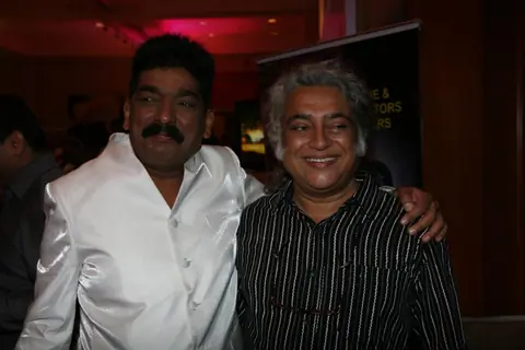 Megastar Amitabh Bachchan unveils Nitin Desai's book at his 25th year celebrations at JW Marriott in Mumbai