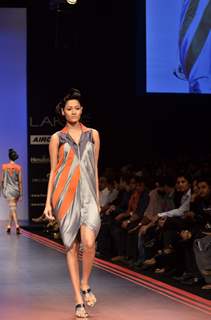 Model display the designer Archana Kochhar's collection during the first day of Lakme fashion week winter/festive 2011, in Mumbai. .