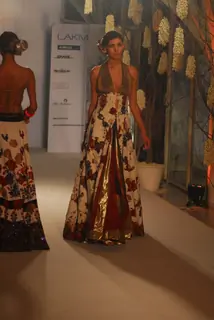 Arjun Rampal walks the ramp for Rohit Bal at Lakme Fashion Week 2011 launch