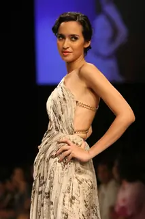 Jatin Varma Recreated The Splendour Of Red Carpet Creations At The Lakmé Fashion Week WinterFestive 2011 Show