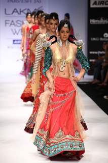 Model walk on the ramp for designer Parvesh Jai and Payal Kapoor at Lakme Fashion Week 2011 Day 2, in Mumbai