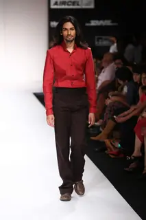 Model walk on the ramp for designer Amalraj Sengupta and Sanjay Hingu at Lakme Fashion Week 2011 Day 2, in Mumbai