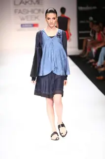 Model walk on the ramp at Lakme Fashion Week 2011 Day 2, in Mumbai