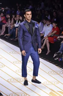 Model walk on the ramp for designer Narendra Kumar Ahmed at Lakme Fashion Week 2011 Day 2, in Mumbai