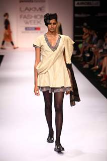 Model displays designer Paromita Banerjee's creation during the Lakme Fashion Week Day 3 in Mumbai. .