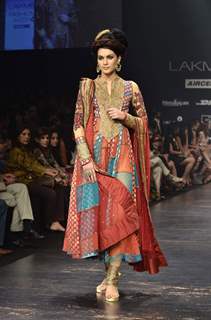 Model displays designer Neeta Lulla's creation during the Lakme Fashion Week Day 4 in Mumbai. .