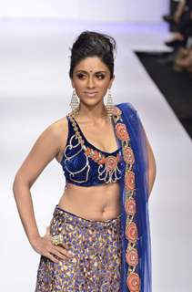 Model displays designer Nandita Thirani's creation during the Lakme Fashion Week Day 5 in Mumbai. .