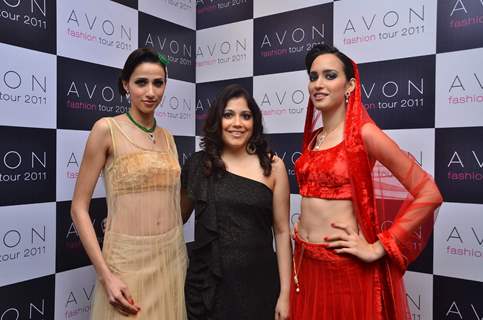 Leading model at Avon Jewellery Fashion Show at Trident