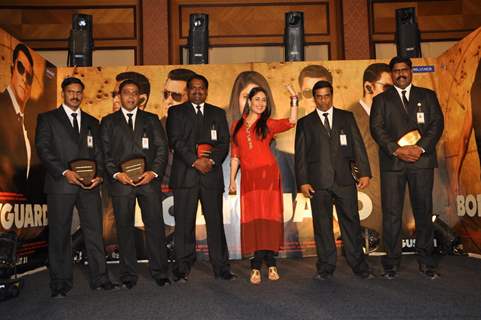 Kareena Kapoor during the promotion of film 'Bodyguard' with celebrities Bodyguards