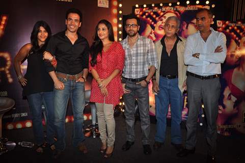 Ekta with Naseeruddin,Emraan, Tusshar and Vidya Balan at first look of 'The Dirty Picture' at Bandra