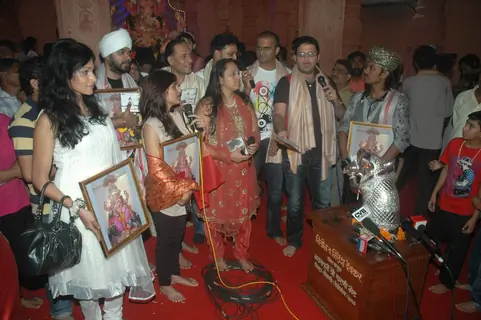 Singers join together for Ganesha album for 3rd rock entertainment at Provogue lounge and Andheri Ka Raja. .