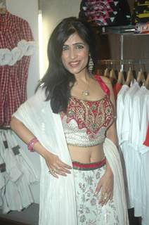 Shibani Kashyap for Ganesha album for Ganesha album for 3rd rock entertainment at Provogue lounge and Andheri Ka Raja. .