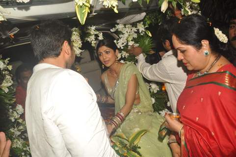 Shilpa Shetty with husband Raj Kundra immersing the Lord Shri Ganesha’s during the occasion of Ganesh Chaturthi
