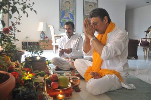 Jackie Shroff offers prayers to an idol Hindu God Lord Ganesh on 'Ganesh Chaturthi at Home