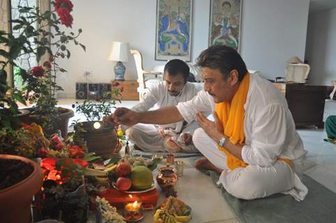 Jackie Shroff offers prayers to an idol Hindu God Lord Ganesh on 'Ganesh Chaturthi at Home