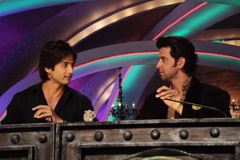 Hrithik Roshan and Shahid Kapoor on the sets of Just Dance in Filmcity, Mumbai