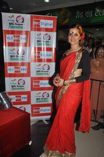 Sona Mohapatra(Singer-Delly Belly Fame) at 92.7 Big Gree Ganasha at R Mall, Mulund, Mumbai