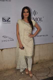 Minissha Lamba at Anmol Jewellers promotional event, Bandra