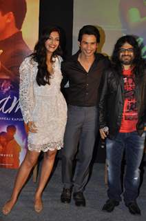 Shahid, Pritam and Sonam at Music success party of film 'Mausam' at Hotel JW Marriott in Juhu