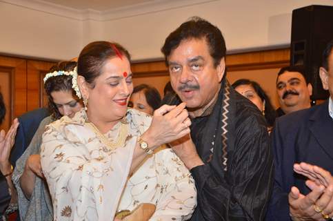 Shatrughan Sinha with wife at Ram Jethmalani's birthday, Ramada