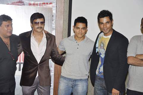 Aamir, Jimmy and Randeep unveils Saheb Biwi Aur Gangster music album at Sea Princess,Juhu in Mumbai