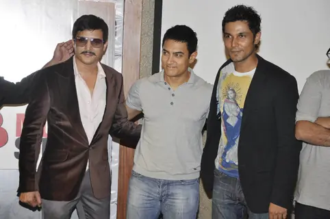 Aamir, Jimmy and Randeep unveils Saheb Biwi Aur Gangster music album at Sea Princess,Juhu in Mumbai