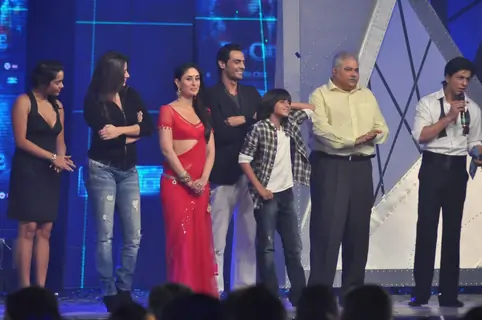 Shah Rukh, Arjun Rampal, Kareena and Shahana Goswami on the Ra.One music launch