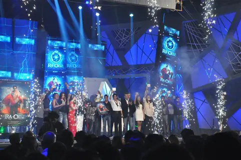 Cast and Crew on the Ra.One music launch