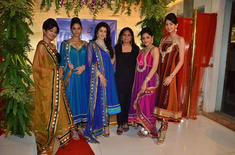 Sagarika Ghatge unveils new collection by designer Nisha Sagar at Juhu, Mumbai