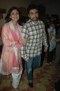 Shilpa Shetty with husband Raj Kundra at Andheri Ka Raja Ganpati at Andheri