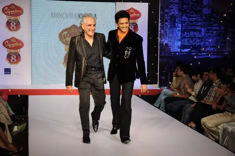 Ritesh Deshmukh at the ramp for Manoviraj Khosla and Frank Tell show for the Signature tour in Novotel