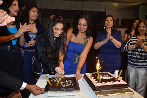 Munisha Khatwani birthday party was a rocking affair