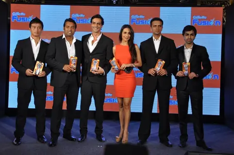 Malaika Arora Khan, Arjun Rampal, Baichung Bhutia and Rahul Dravid at  launch of 'Gillette Fusion'