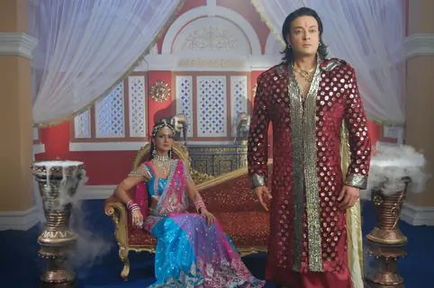 Virendra Singh in Chandragupta Maurya