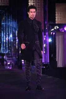 Model walks the ramp for Anjalee and Arjun Kapoor at Aamby Valley City India Bridal Week 2011 Day 1