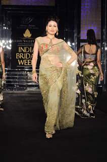 Model walks the ramp for designer Bhairavi Jaikishen's show at Amby Valley India Bridal Week day 2. .