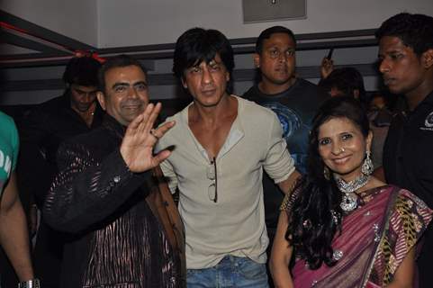 Shah Rukh Khan at Yogesh Lakhani's Birthday celebrations at Hotel Peninsula Grand in Saki Naka, Mumb