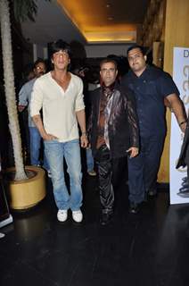 Shah Rukh Khan at Yogesh Lakhani's Birthday celebrations at Hotel Peninsula Grand in Saki Naka, Mumb