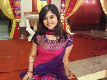 Tapeshwari Sharma on the sets of Sasural Genda Phool