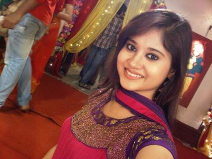 Tapeshwari Sharma on the sets of Sasural Genda Phool